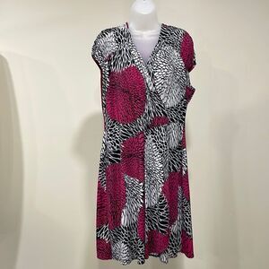 NWOT Alfani Floral Wrap Style Dress. Size L large 12/14
